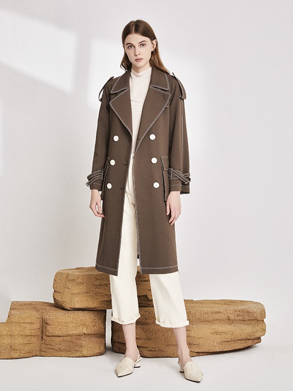 颜若妃2022秋冬季咖啡色风衣