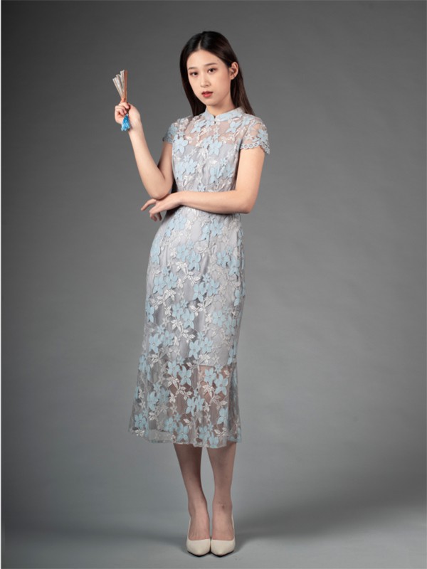 馥蝶女装2023春夏季灰色连衣裙