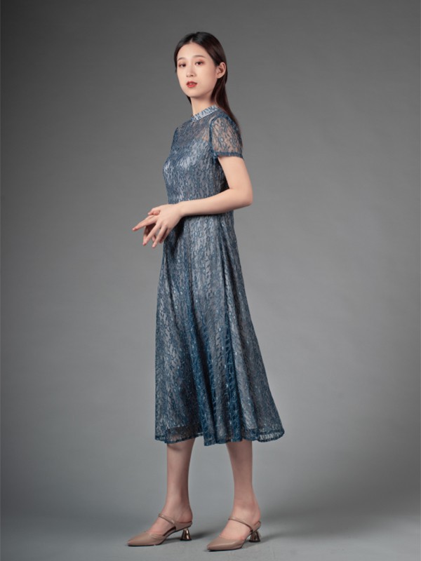 馥蝶女装2023春夏季藏蓝色连衣裙