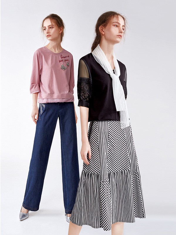 荷雅婷女装2023春夏季粉色T恤