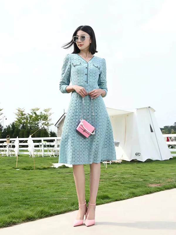 若岚菲女装2023春夏季绿色连衣裙