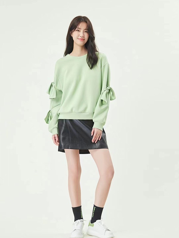 集娴2023春夏季绿色T恤