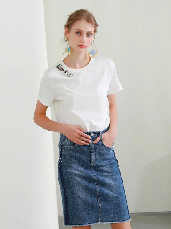 裳滋女装2023春夏季白色T恤