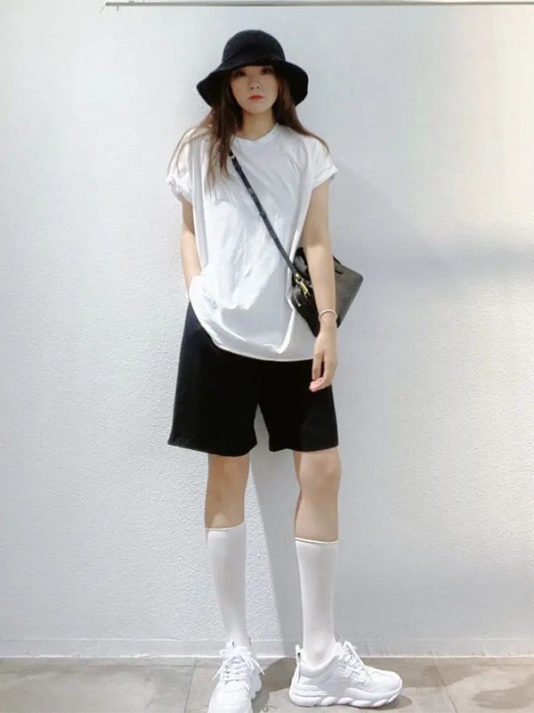 听说女装2023春夏季白色T恤