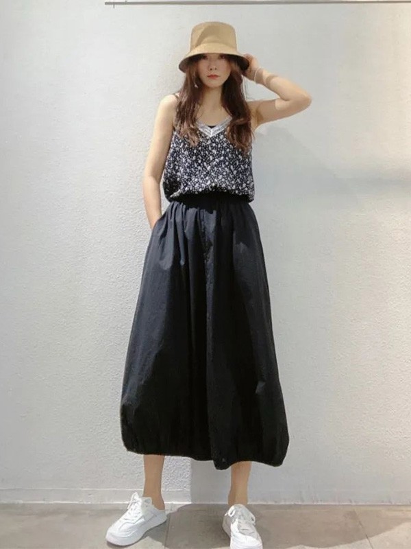 听说女装2023春夏季黑色半身裙