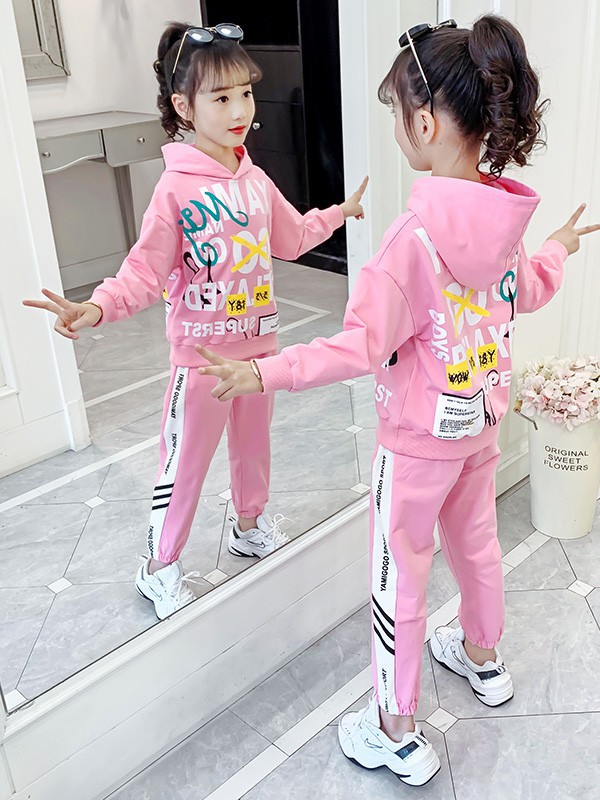 芊芊天使2023春夏季粉色外套