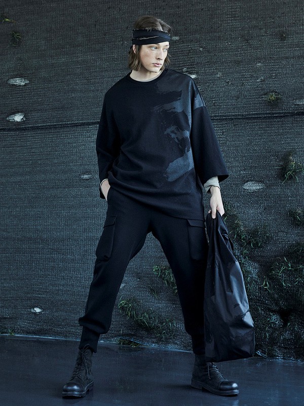 野无男装2023春夏季黑色T恤