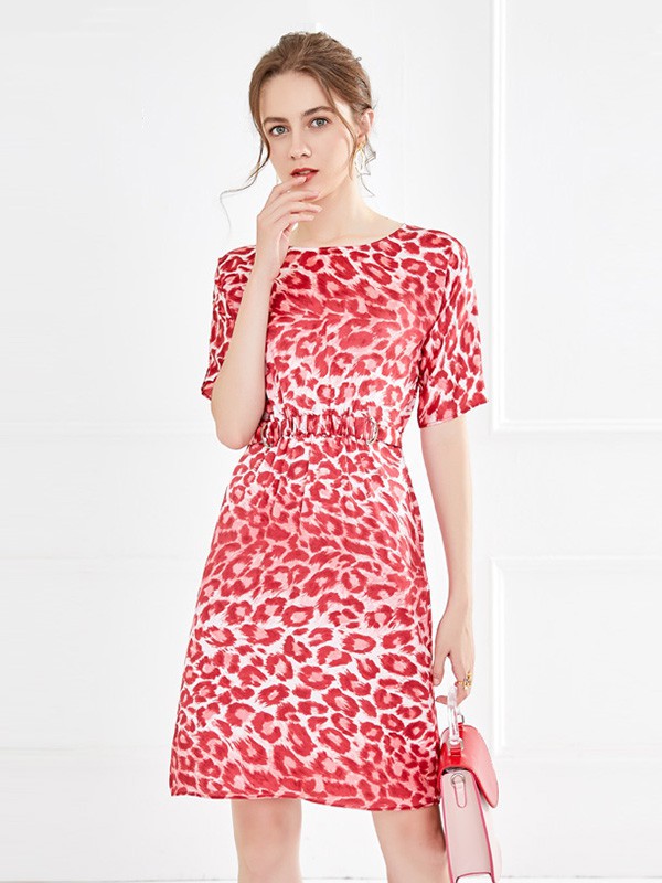 李红国际女装2023春夏季粉色连衣裙