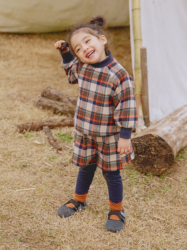 森点童装2022秋冬季棕色短裤