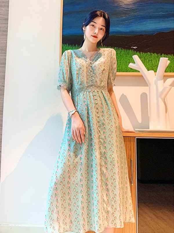 红魔方女装2023春夏季绿色连衣裙