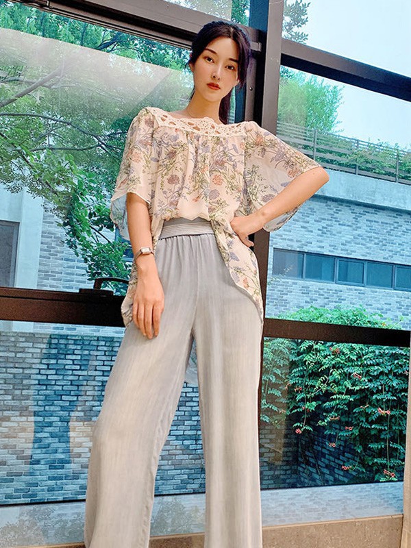 红魔方女装2023春夏季白色T恤