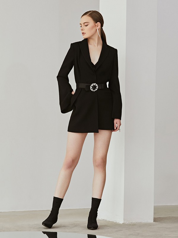 妙宴女装2023春夏季黑色连衣裙