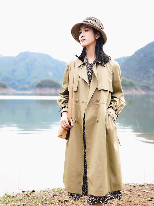 底色女装2023春夏季卡其色风衣