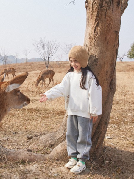 森虎儿童装2022秋冬季白色T恤