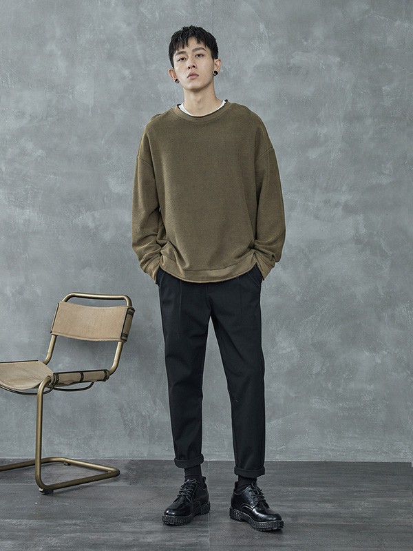 黑择明2023春夏季棕色T恤