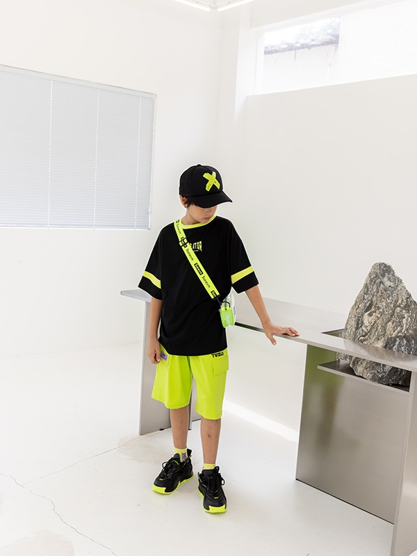 糖果布丁2023春夏季黑色T恤