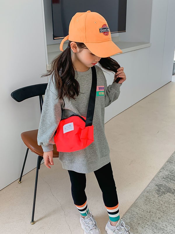 丫逗童装2023春夏季灰色连衣裙