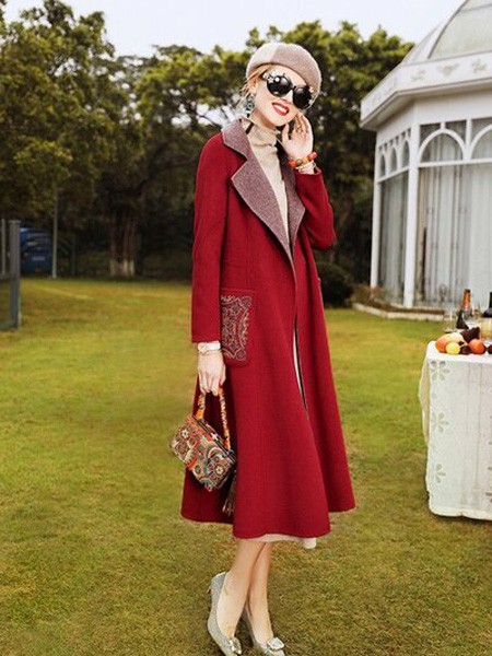VzxQ女装2022秋冬季酒红色大衣