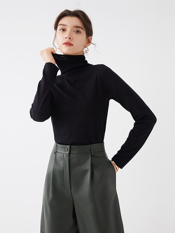 微琪思2023春夏季黑色针织衫