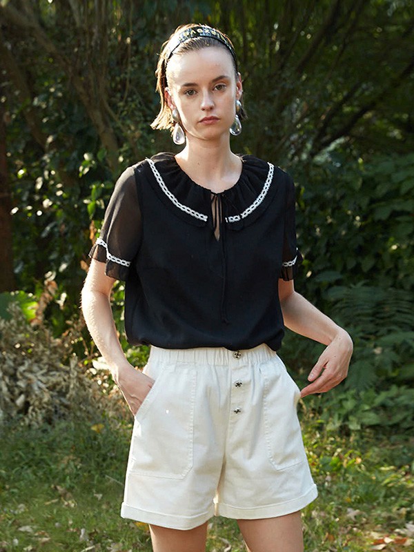 芊艾女装2023春夏季白色短裤