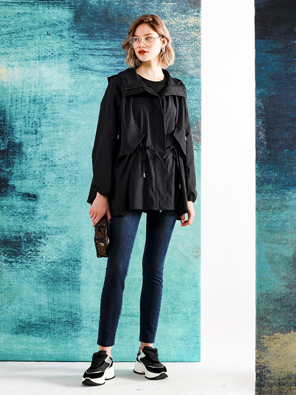 四月初九女装2023春夏季黑色风衣