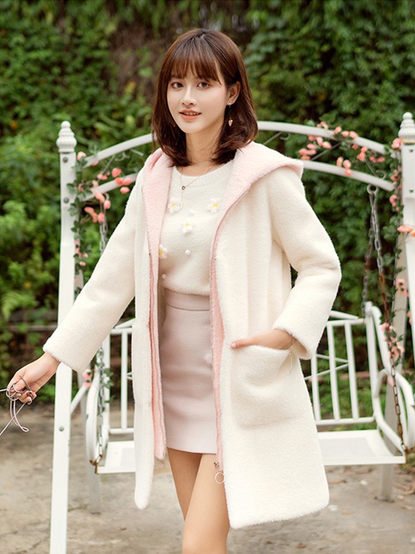 爱泰女装2022秋冬季白色大衣