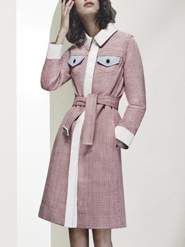 漫逸春色2022秋冬季粉色连衣裙