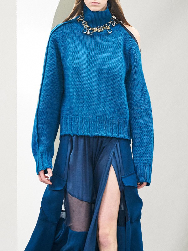 漫逸春色2022秋冬季蓝色毛衣