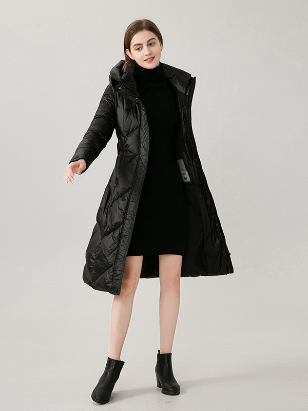 漫逸春色2022秋冬季黑色羽绒服