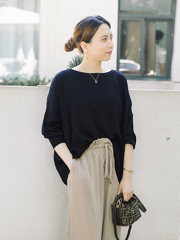 CRISP女装2022秋冬季黑色T恤