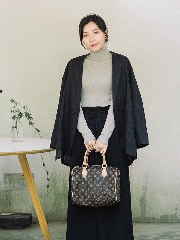 CRISP2022秋冬季黑色长裙