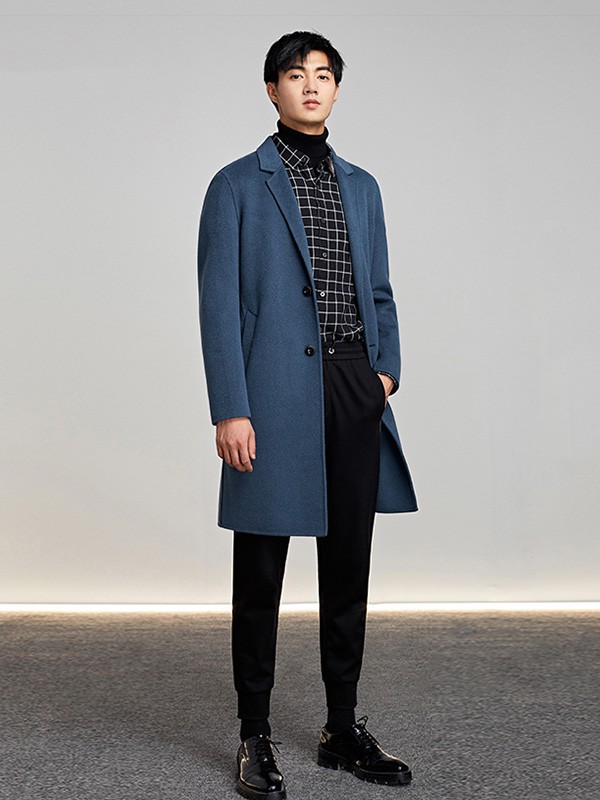 贝纳川2022秋冬季藏蓝色大衣