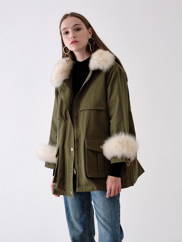 花纳女装2023春夏季军绿色外套