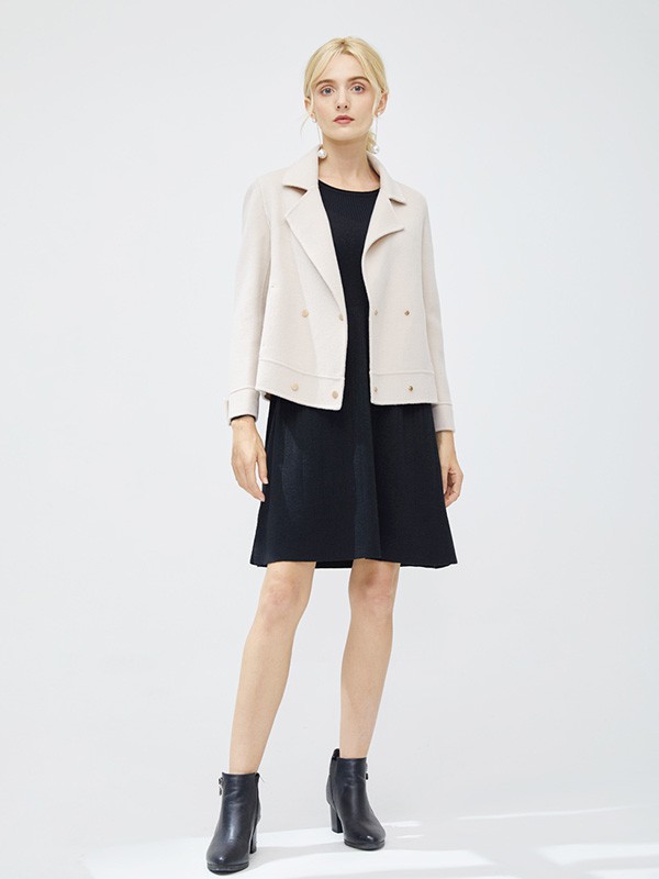 曼哈芙女装2022秋冬季黑色连衣裙