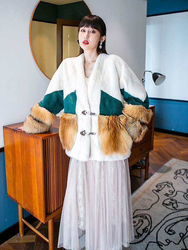 法萨奴2022秋冬季裸色长裙