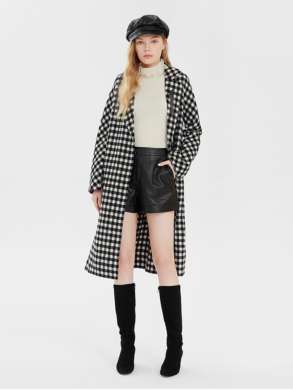 吉吉娜女装2022秋冬季黑色短裤