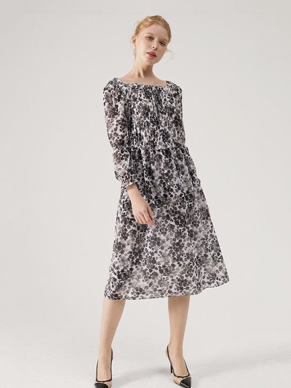 灏锦女装2022秋冬季白色连体衣