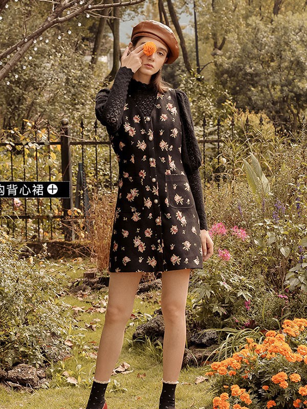 ISISLOVE女装2023春夏季黑色连衣裙