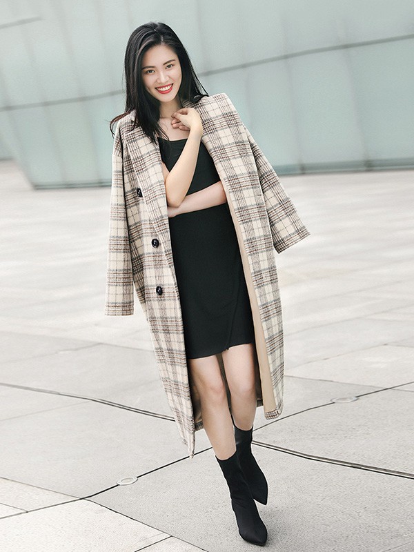 DIFFERENTES女装2022秋冬季黑色连衣裙