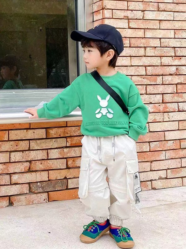 哆咪印像童装2023春夏季绿色T恤