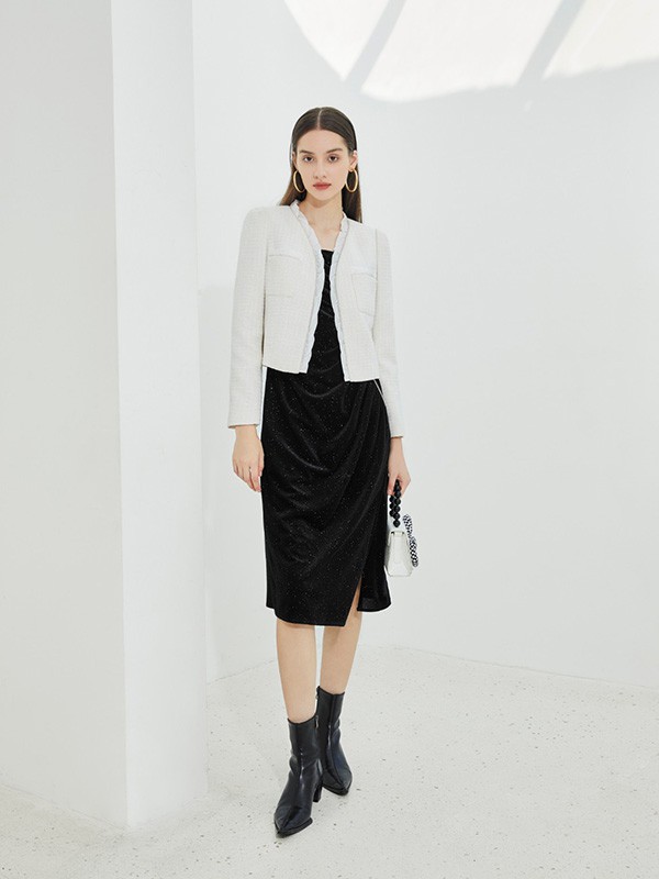 欧莎莉格2023春夏季黑色吊带裙