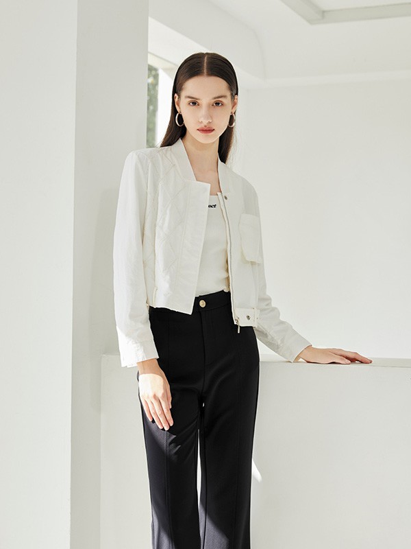 欧莎莉格2023春夏季白色外套