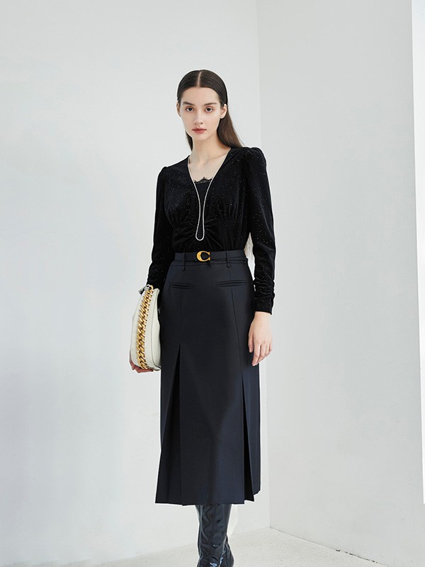 欧莎莉格2023春夏季黑色半身裙