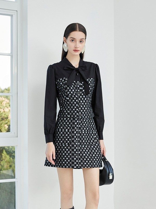 欧莎莉格2023春夏季黑色连衣裙