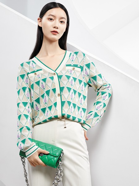 香影女装2023春夏季绿色针织衫