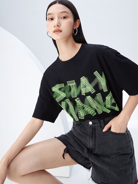 香影女装2023春夏季黑色T恤