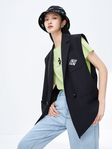 香影女装2023春夏季绿色T恤