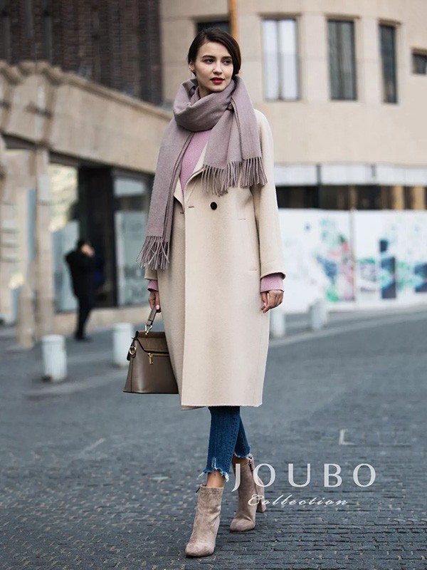 玖帛2022秋冬季卡其色大衣