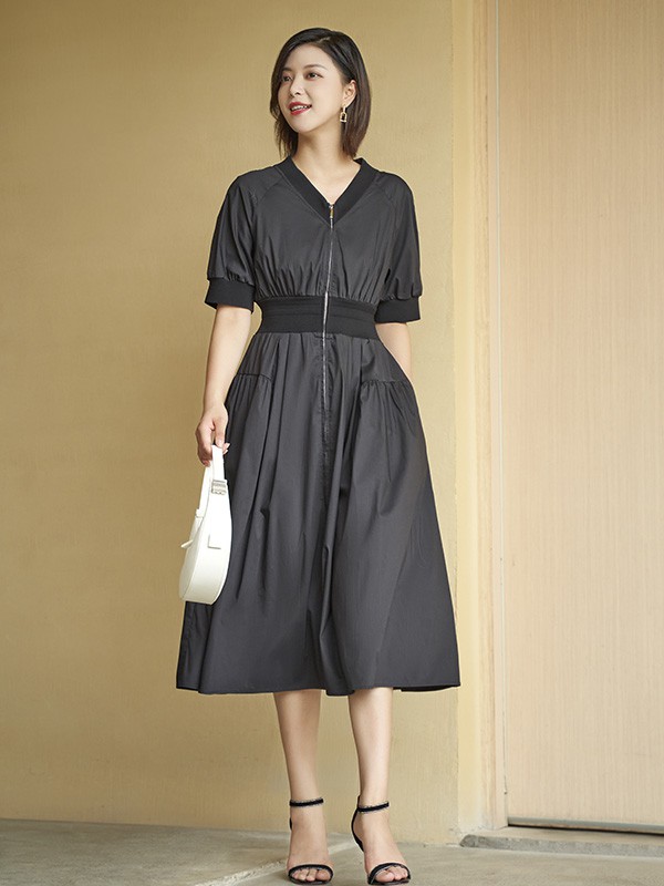 歌蒂诗2023春夏季黑色连衣裙