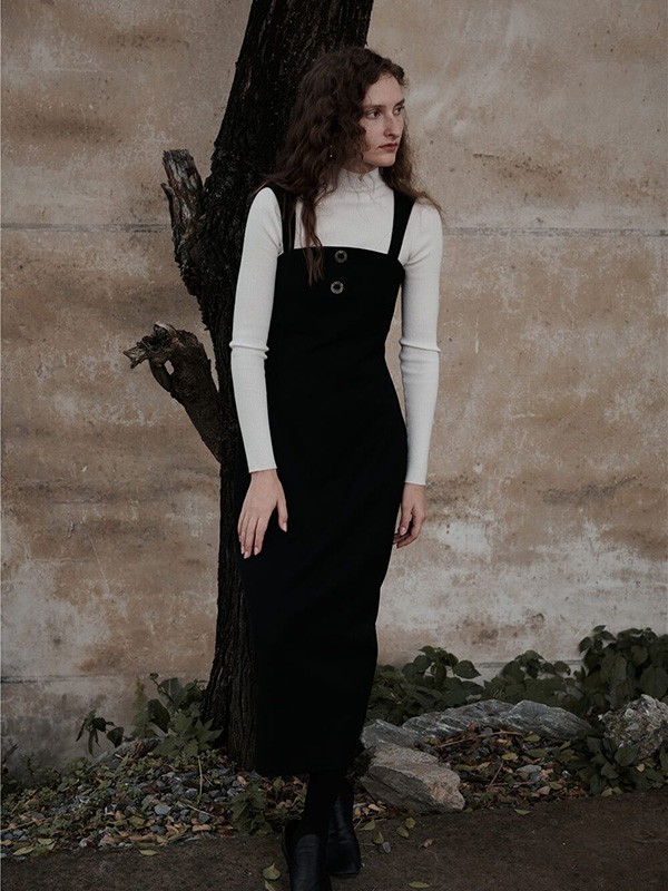 INSISFEMME2022秋冬季黑色吊带裙